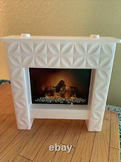 Barbie Dream House 2018 Replacement Part Fireplace & Bookshelf