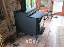 QUADRA-FIRE 5700 step top wood stove in excellent condition. Blower included